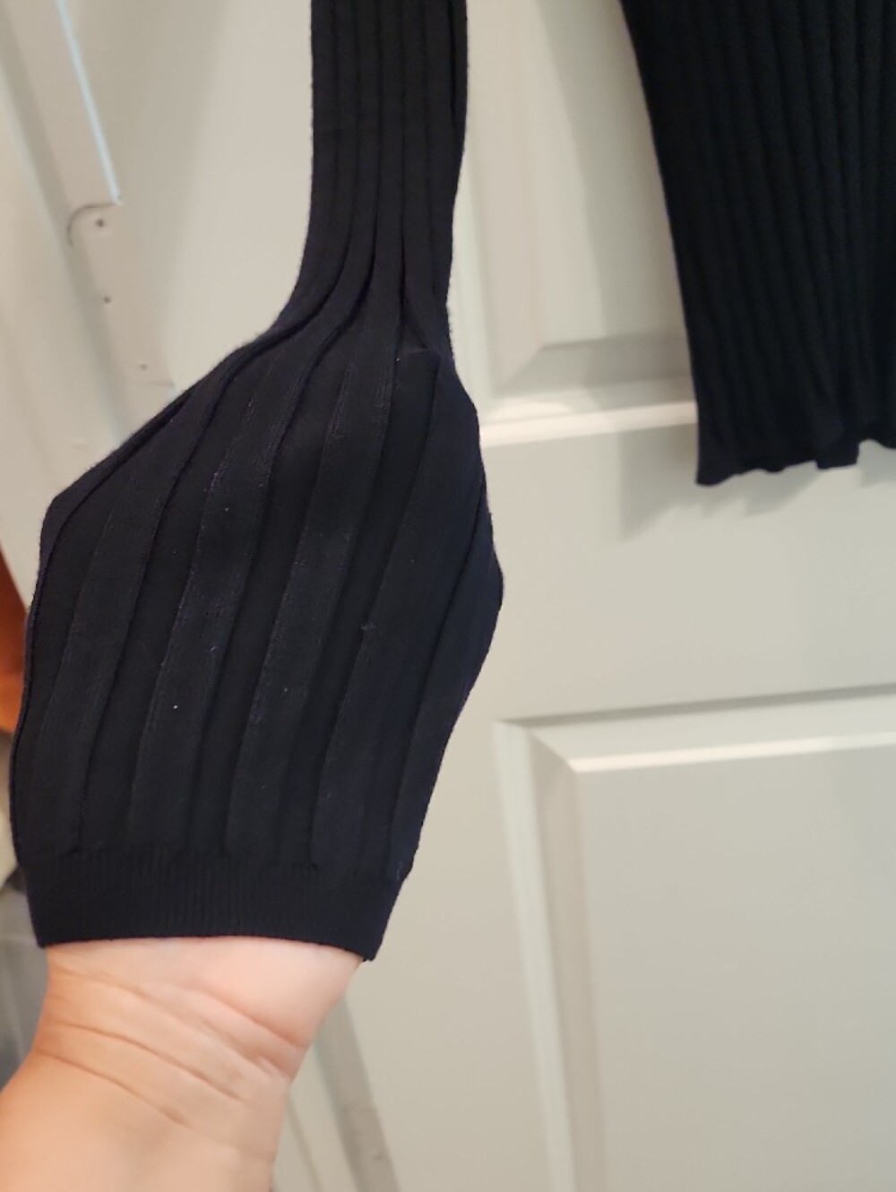 Halogen Black Ribbed Long-Sleeve Tee - Picture 4 of 10